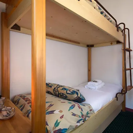 Sleeps 5 아파트