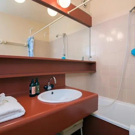 아파트 Sleeps 5 *